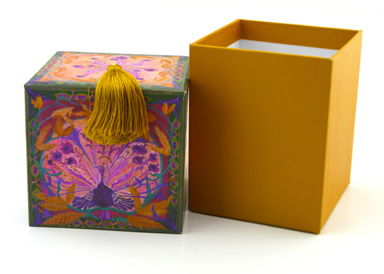 Porcellana Le nappe hanno marcato a caldo il logo di lusso della scatola della candela stampate per la decorazione di carta su ordinazione del cartone delle donne fornitore